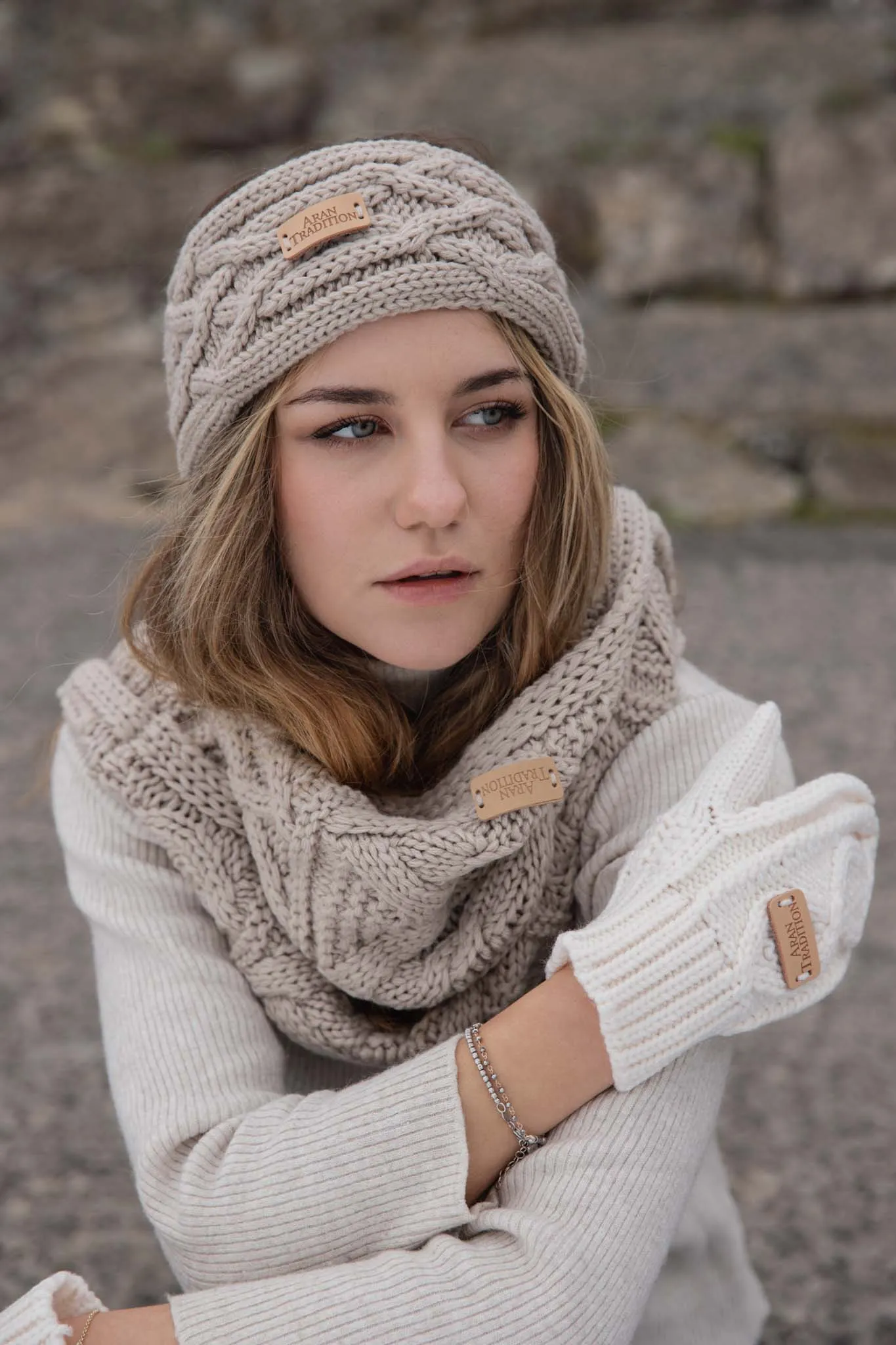 Aran Cable Knit Mittens