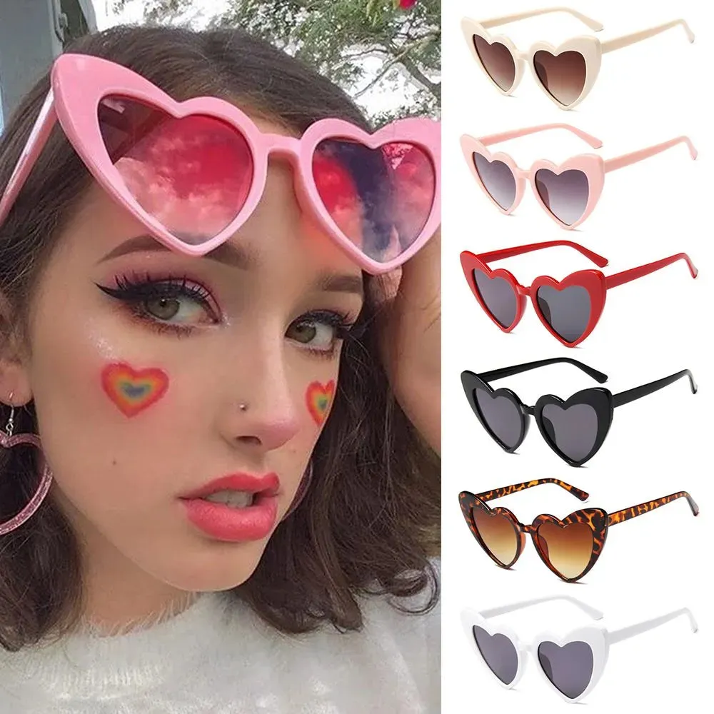 Love Heart Shaped Sunglasses Women Big Frame Fashion Cute Sexy Retro Cat Eye Vintage Sun Glasses UV400 Protection Unisex Eyewear