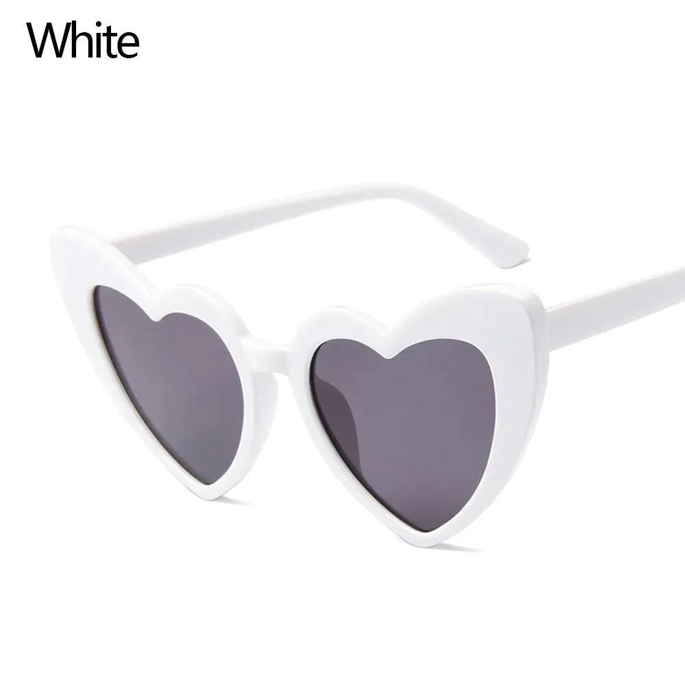 Love Heart Shaped Sunglasses Women Big Frame Fashion Cute Sexy Retro Cat Eye Vintage Sun Glasses UV400 Protection Unisex Eyewear