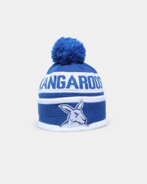 New Era North Melbourne Kangaroos AFL Opening Bounce 2022 Pom Waffle Wordmark Beanie Medium Blue