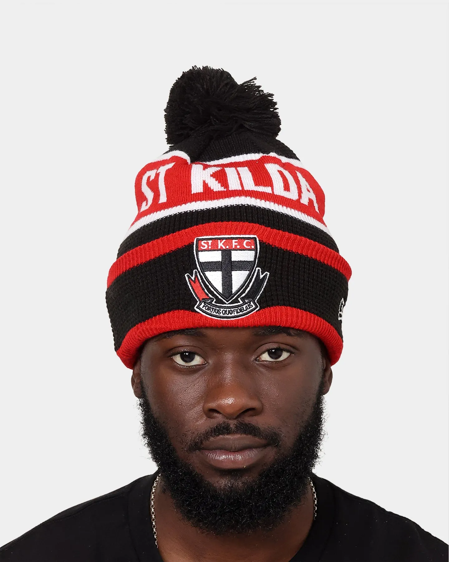 New Era St Kilda Saints 'AFL 2022' Pom Waffle Knit Beanie Black